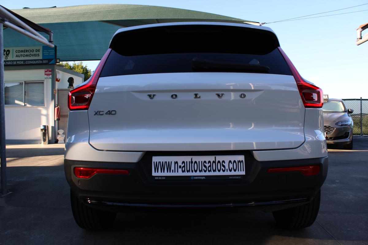 volvo-xc40-1-5-t2-2023-gasolina-1477cc