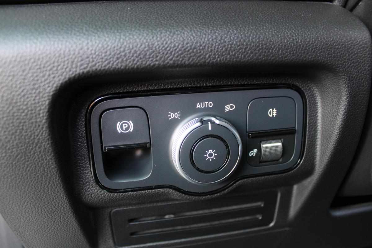 mercedes-benz-classe-t-180-d-2023-diesel-1461cc