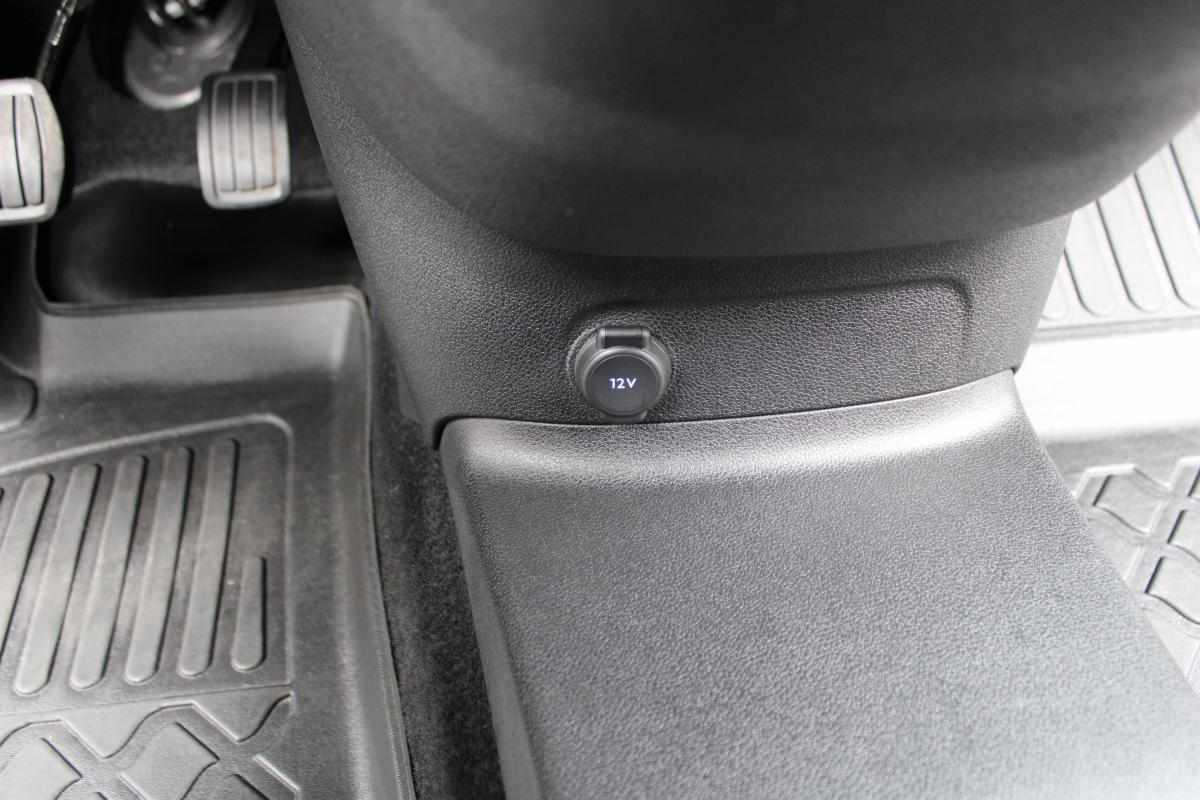fiat-doblo-1-5-bluehdi-2023-diesel-1598cc