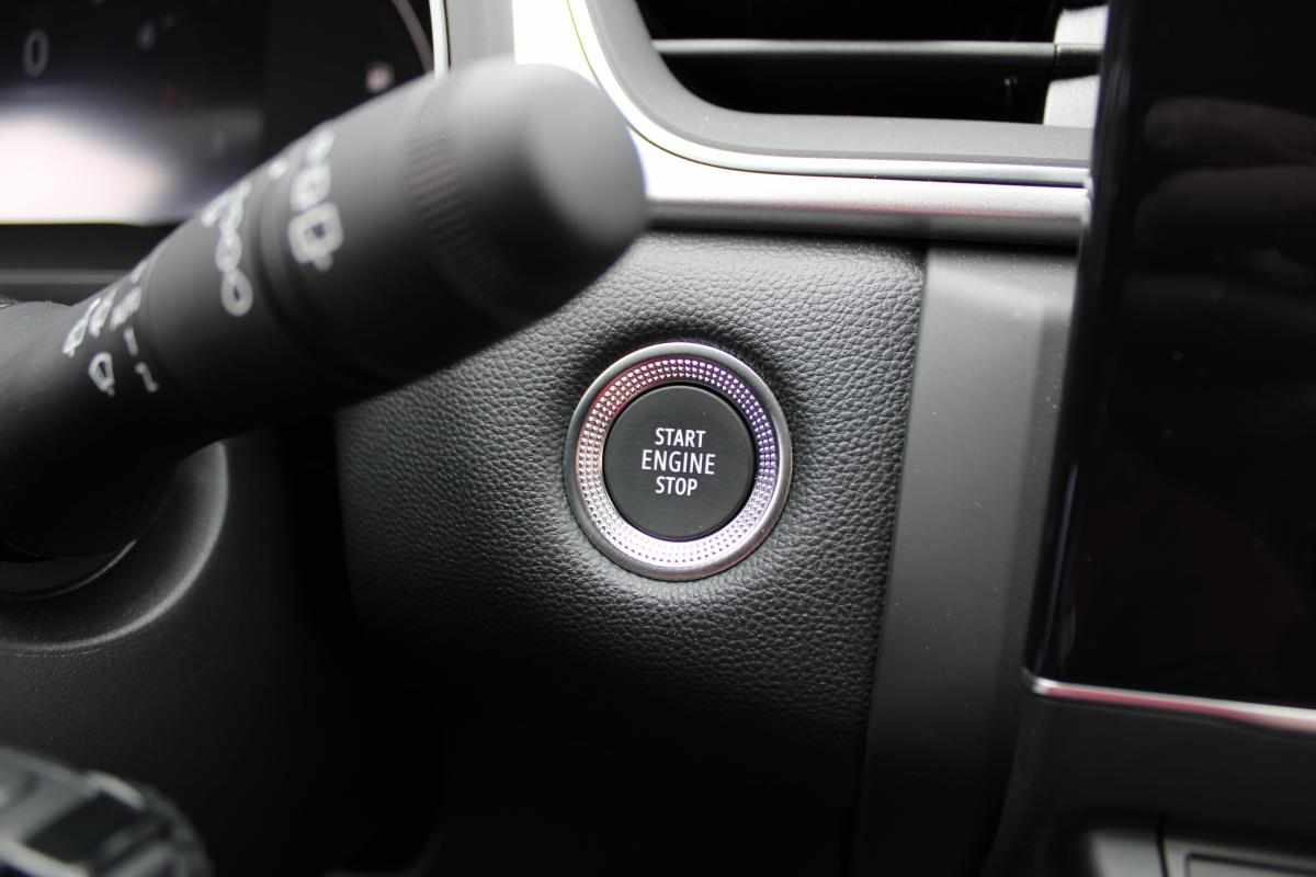 renault-captur-1-0-tce-2023-gasolina-999cc