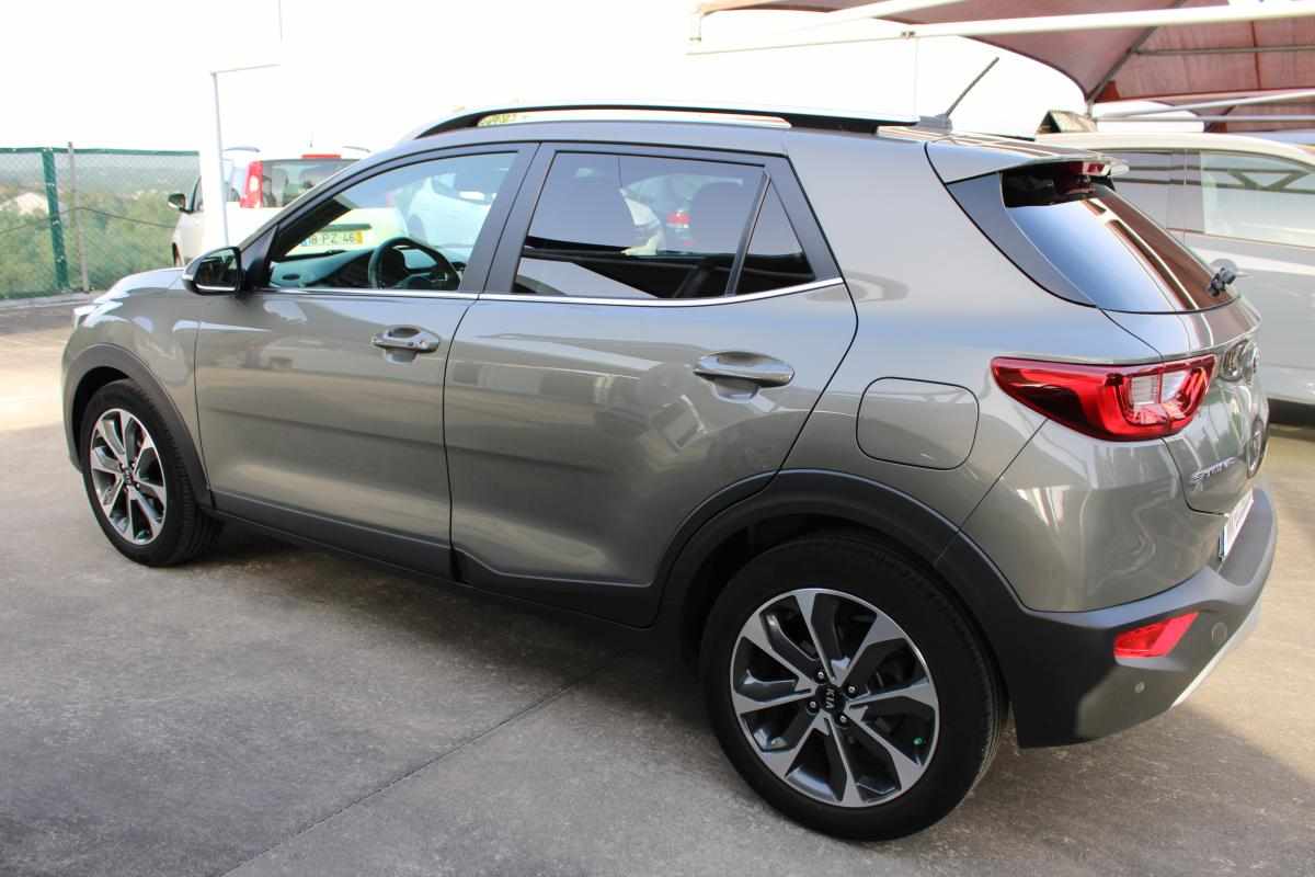 kia-stonic-1-6-crdi-2018-diesel-1582cc