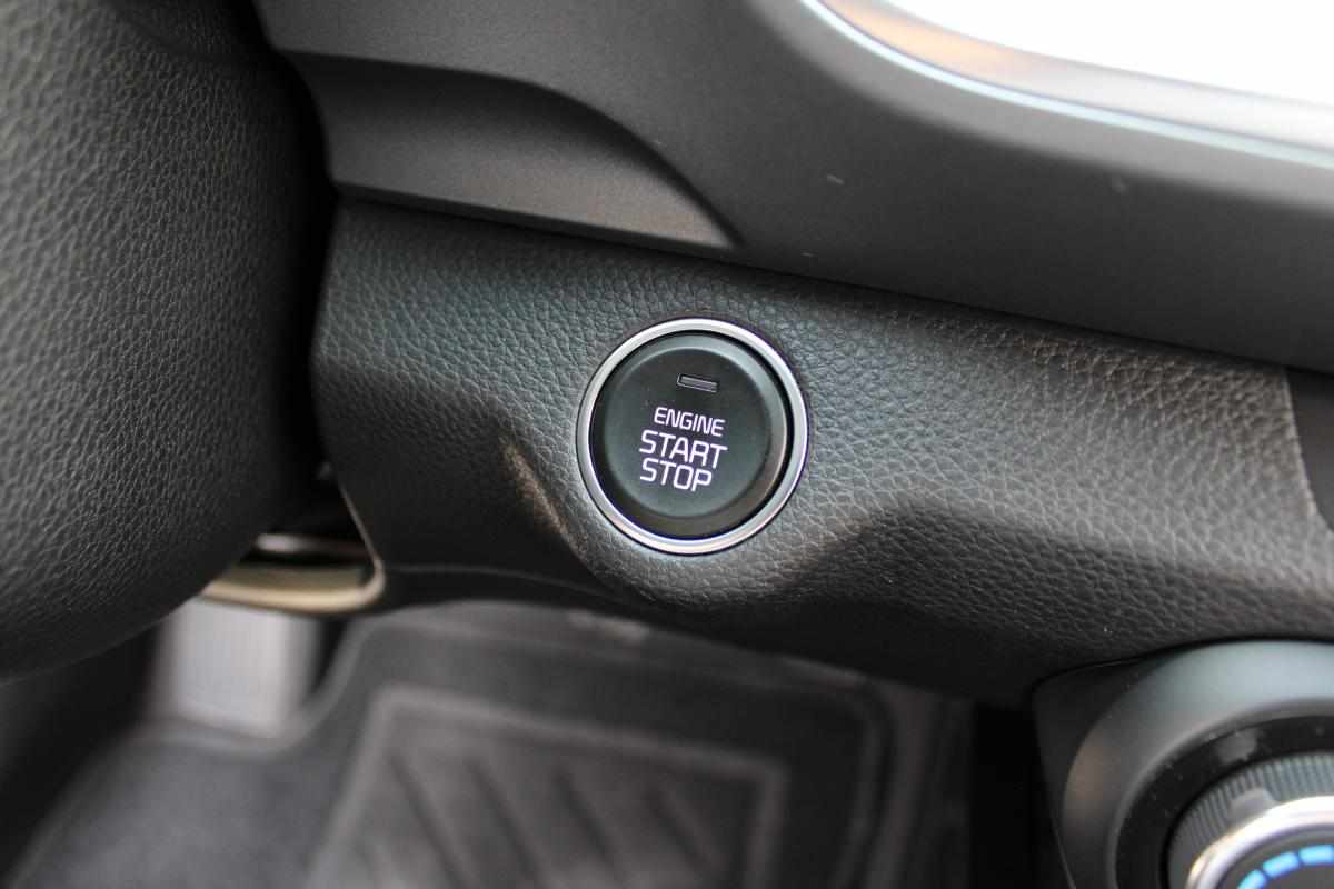kia-stonic-1-6-crdi-2018-diesel-1582cc