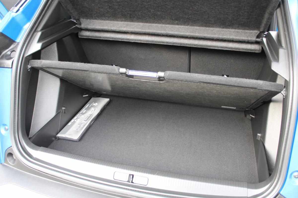 peugeot-2008-1-5-bluehdi-2021-diesel-1499cc