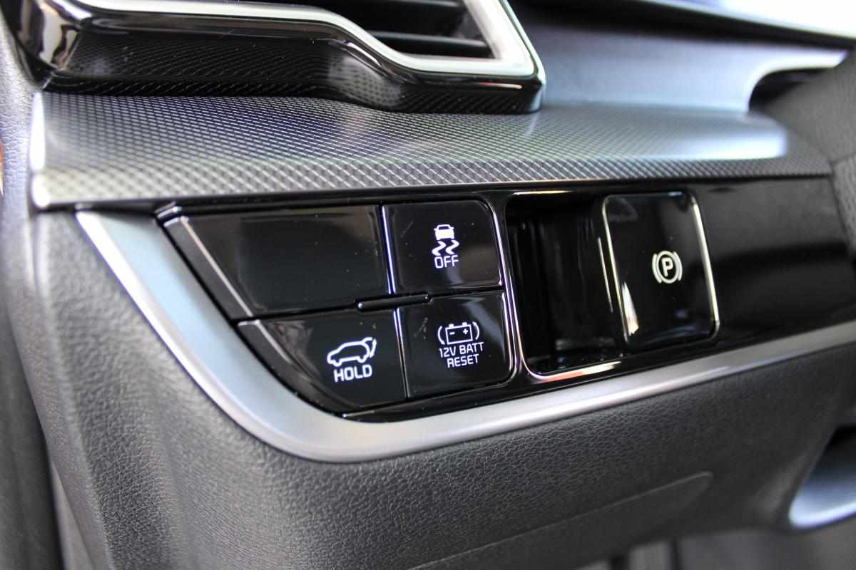 kia-sportage-1-6-hybrid-2025-gasolina-1598cc