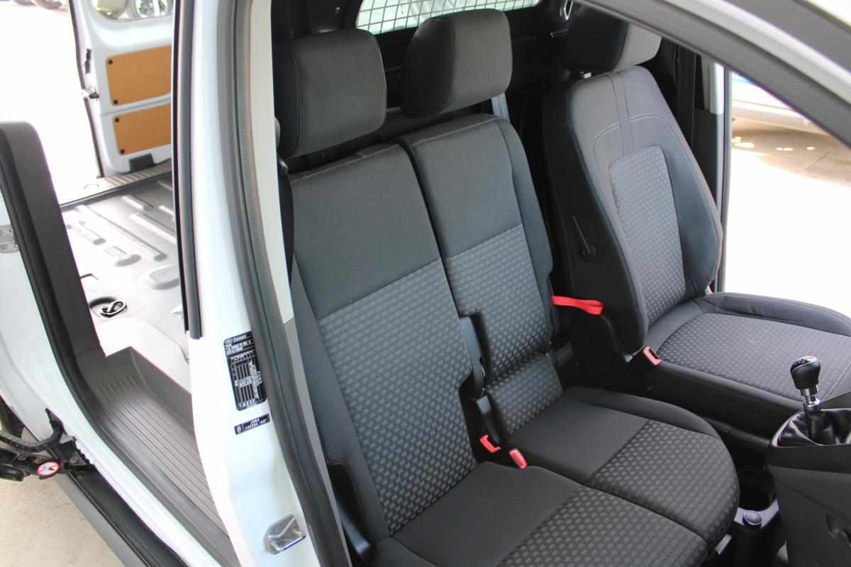 ford-transit-connect-1-5-ecoblue-2019-diesel-1499cc
