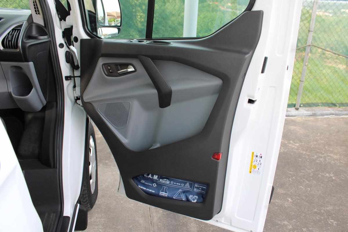 ford-transit-custom-2-0-131cv-2018-diesel-1995cc