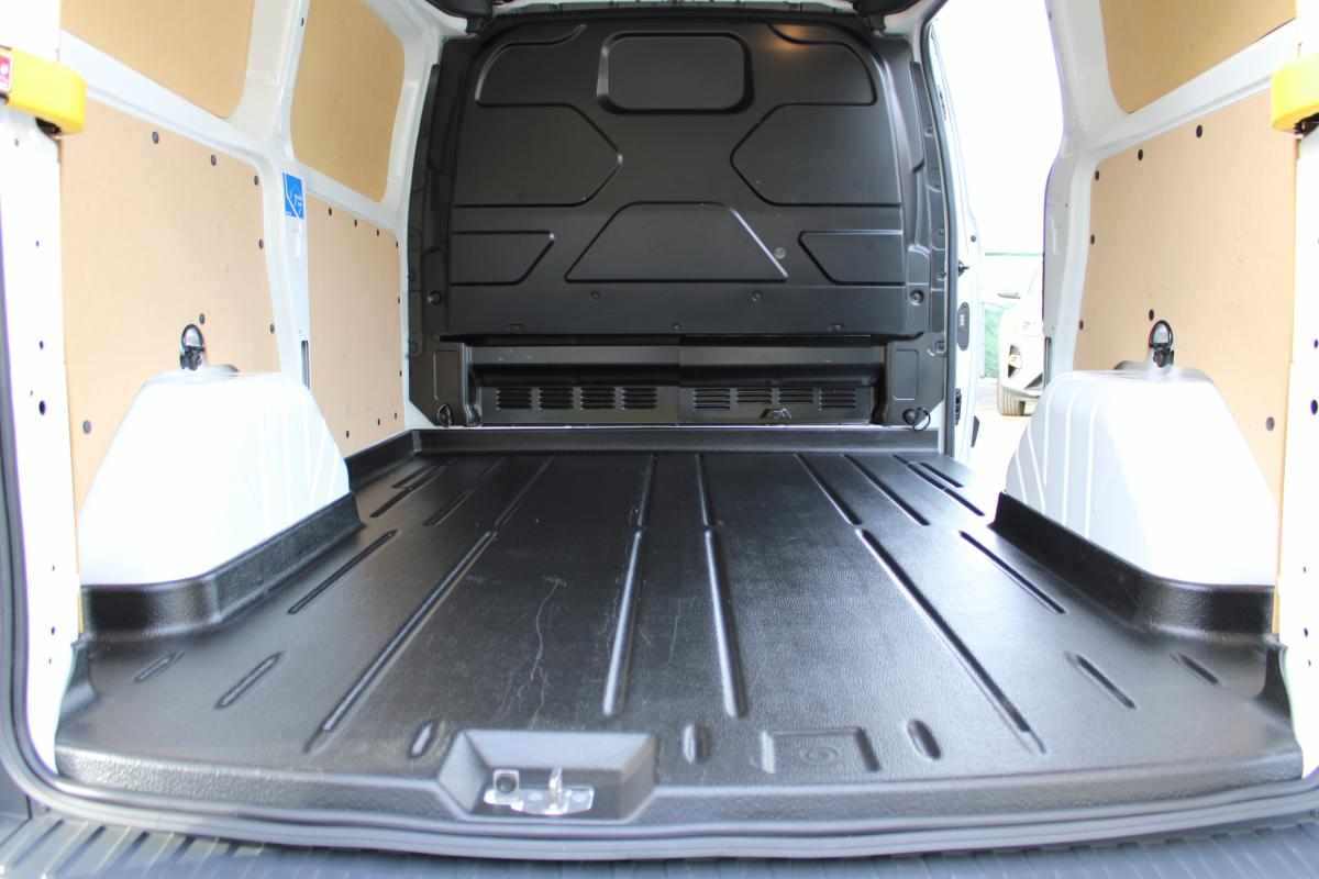 ford-transit-custom-2-0-131cv-2018-diesel-1995cc