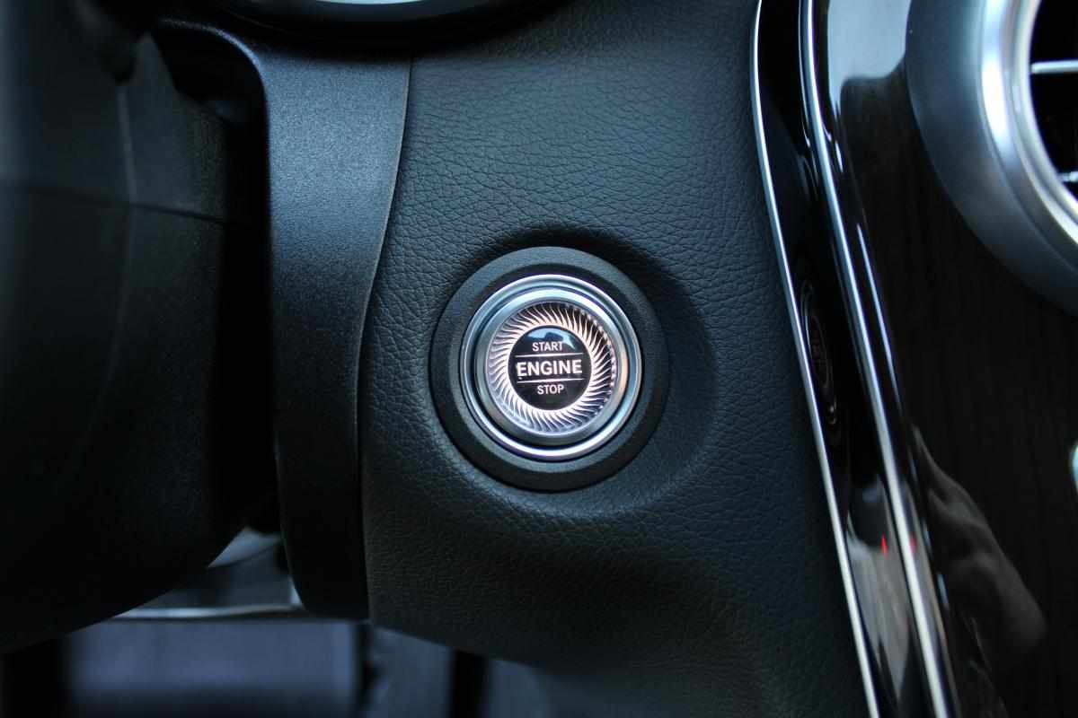 mercedes-benz-classe-c-c-300-2-0-4matic-2020-gasolina-1991cc