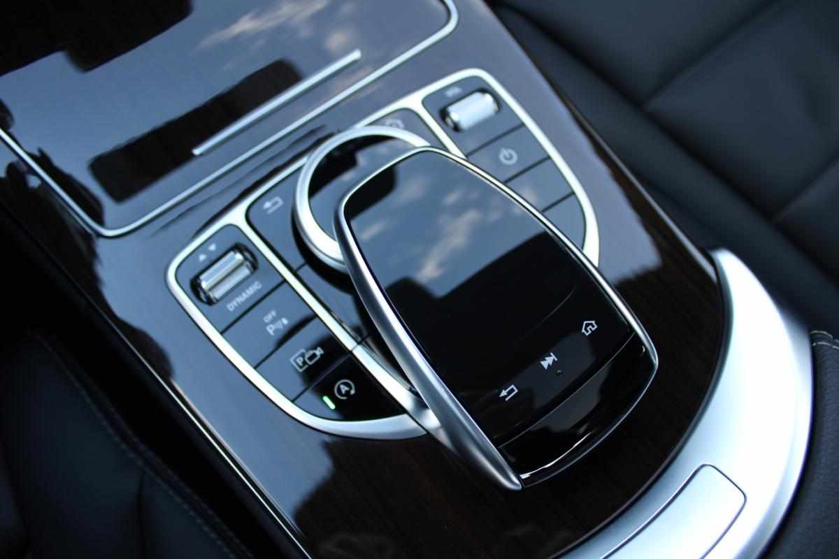 mercedes-benz-classe-c-c-300-2-0-4matic-2020-gasolina-1991cc