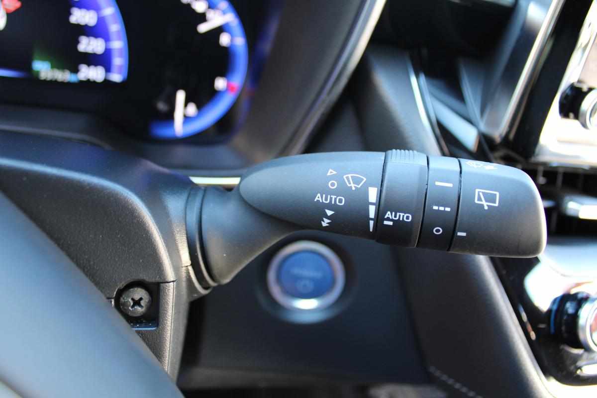 toyota-corolla-1-8-hybrid-2023-gasolina-1798cc