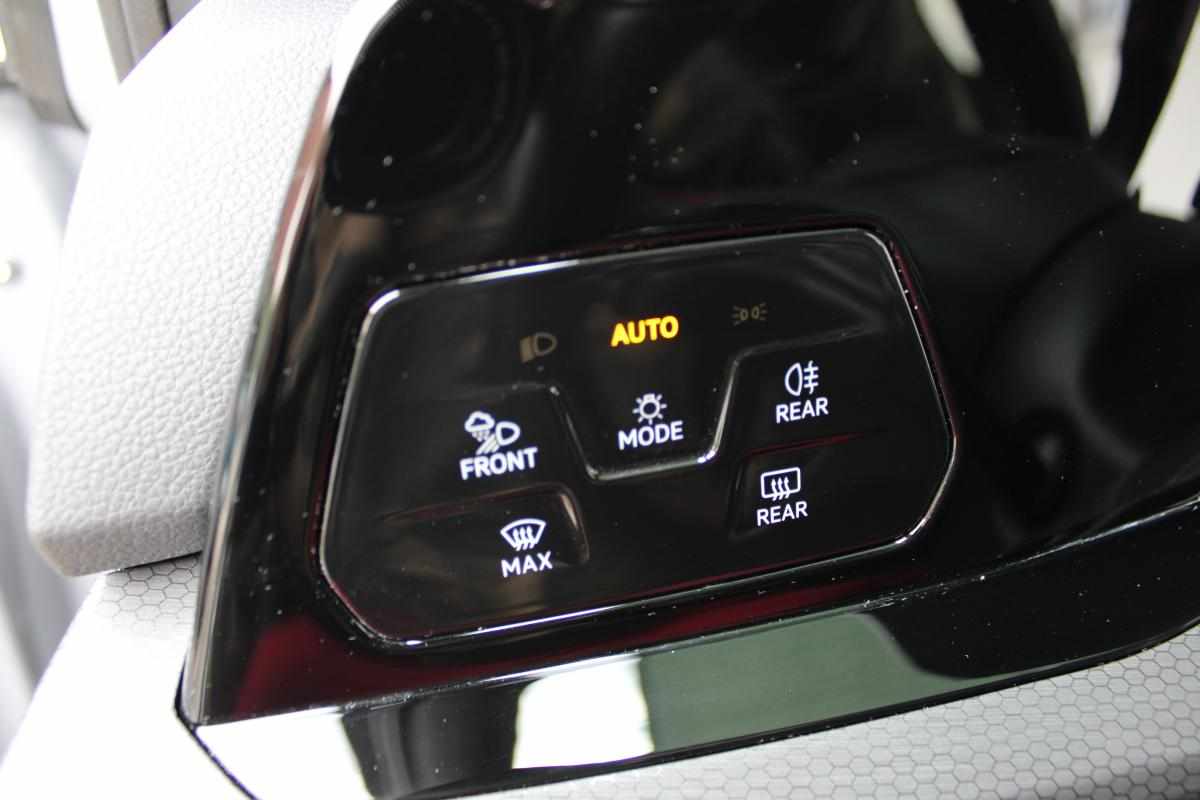 volkswagen-golf-2-0-tsi-2024-gasolina-1984cc