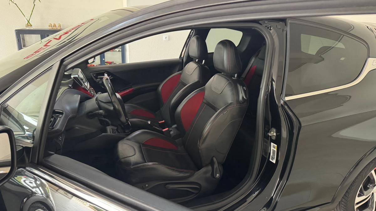 peugeot-208-2014-gasolina-1598cc