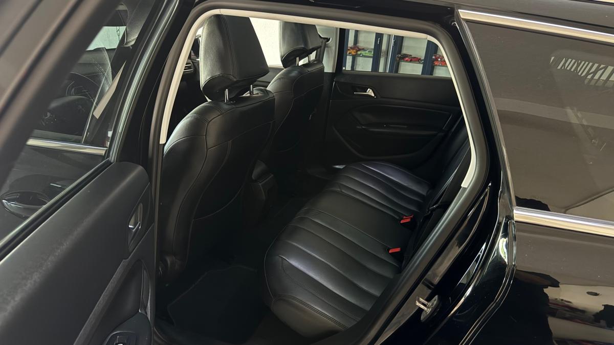 peugeot-308-sw-2015-diesel-1560cc
