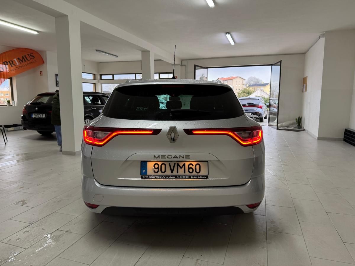renault-megane-2018-diesel-1461cc