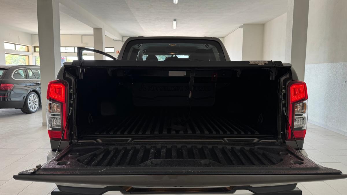 mitsubishi-l200-2022-diesel-2268cc