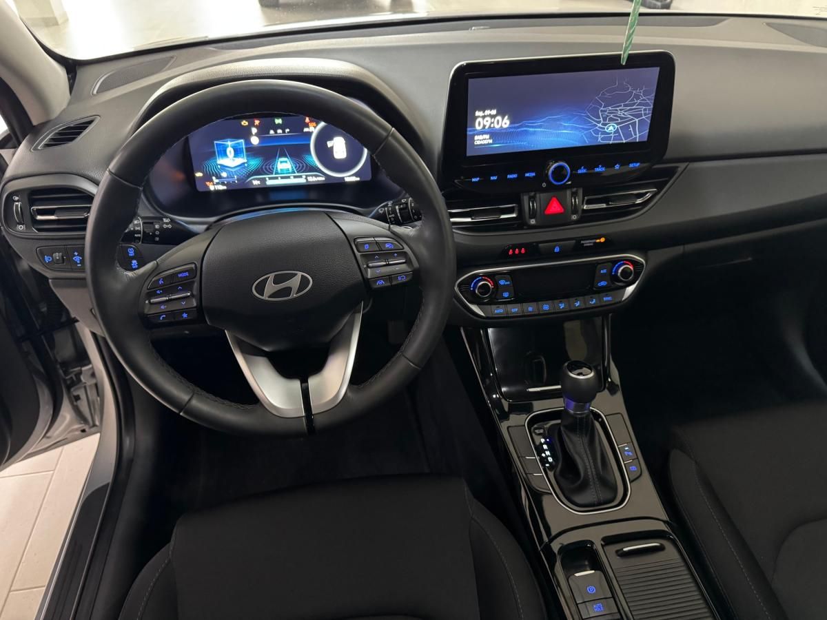 hyundai-i30-2025-gasolina-998cc
