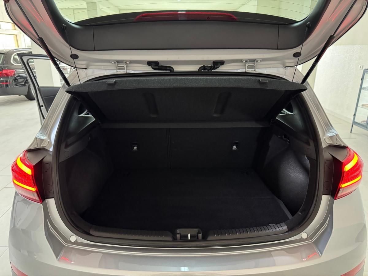 hyundai-i30-2025-gasolina-998cc