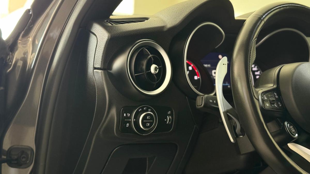 alfa-romeo-stelvio-2022-diesel-2143cc