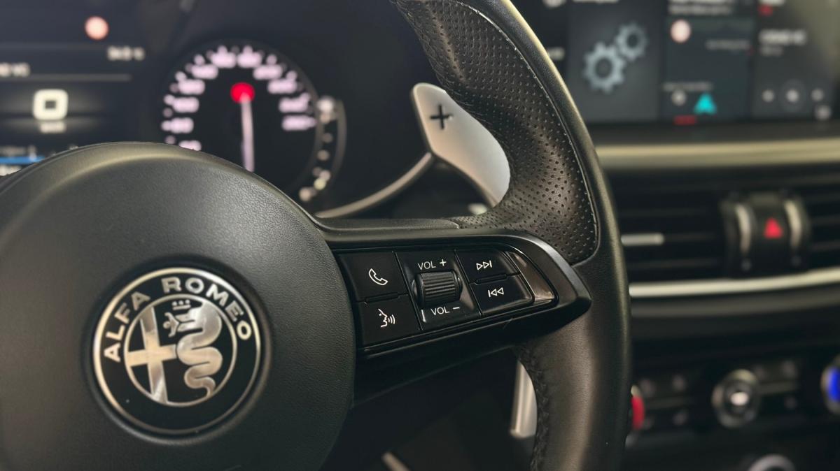 alfa-romeo-stelvio-2022-diesel-2143cc