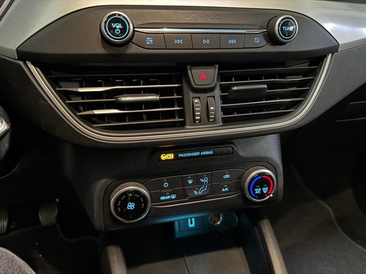 ford-focus-2022-gasolina-998cc