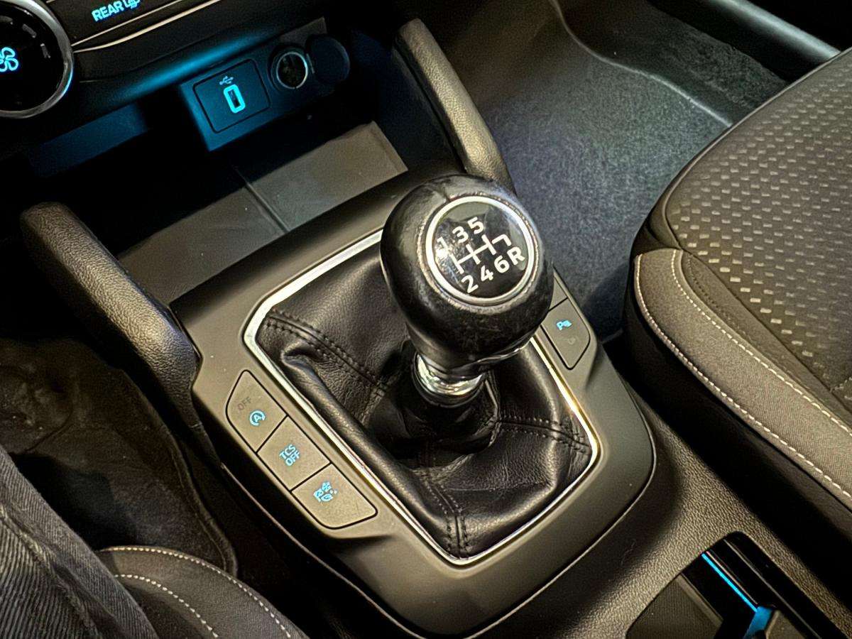 ford-focus-2022-gasolina-998cc