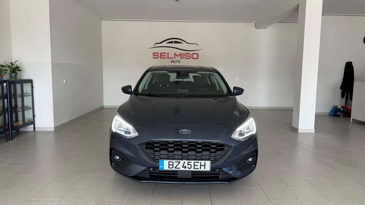 ford-focus-2022-gasolina-998cc