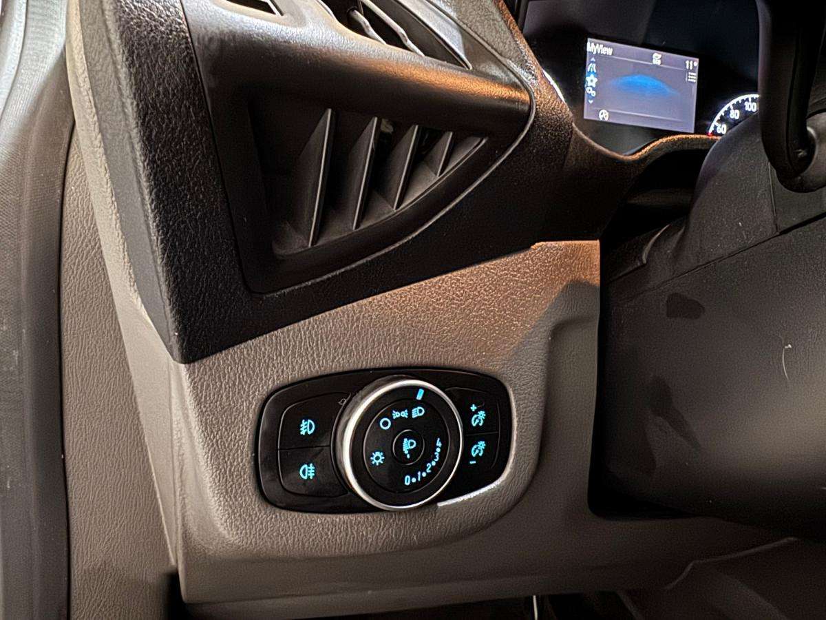 ford-transit-connect-2020-diesel-1499cc