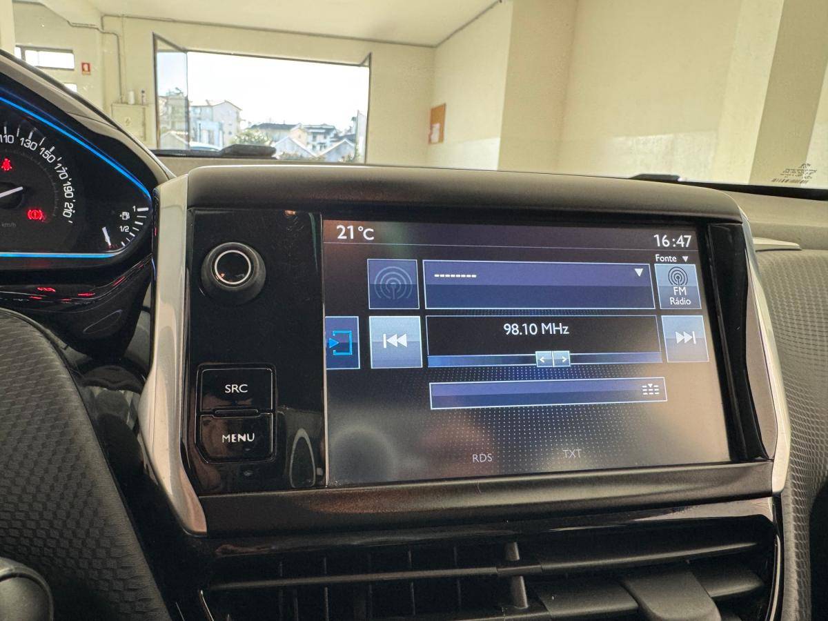 peugeot-2008-2016-diesel-1560cc
