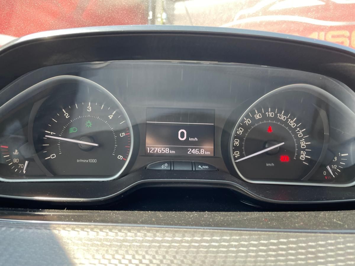 peugeot-208-2016-diesel-1560cc