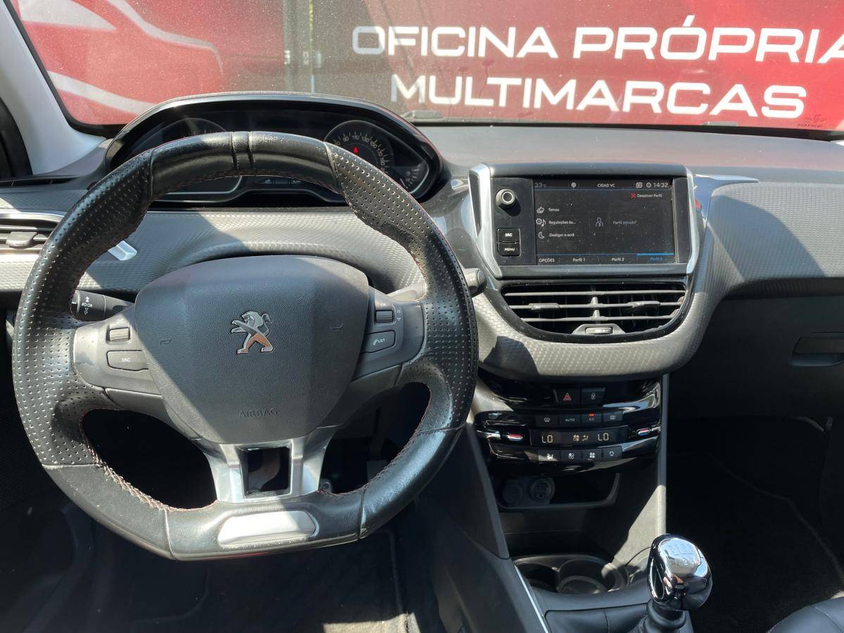 peugeot-208-2016-diesel-1560cc