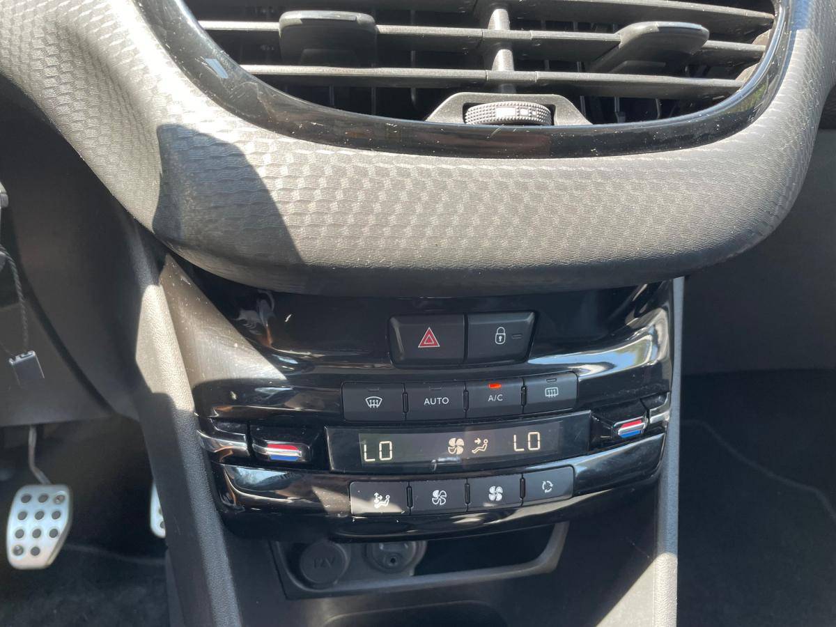 peugeot-208-2016-diesel-1560cc