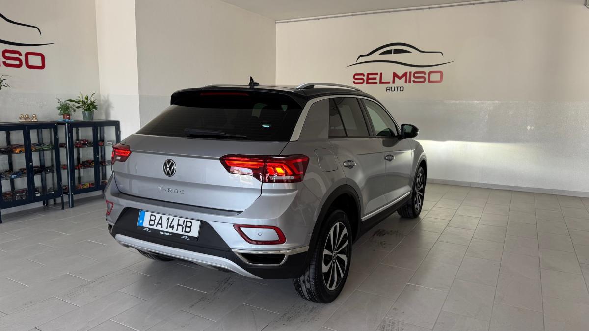 volkswagen-t-roc-2023-gasolina-999cc