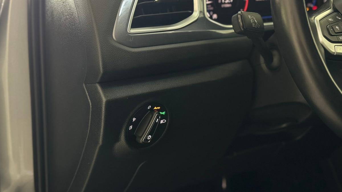 volkswagen-t-roc-2023-gasolina-999cc