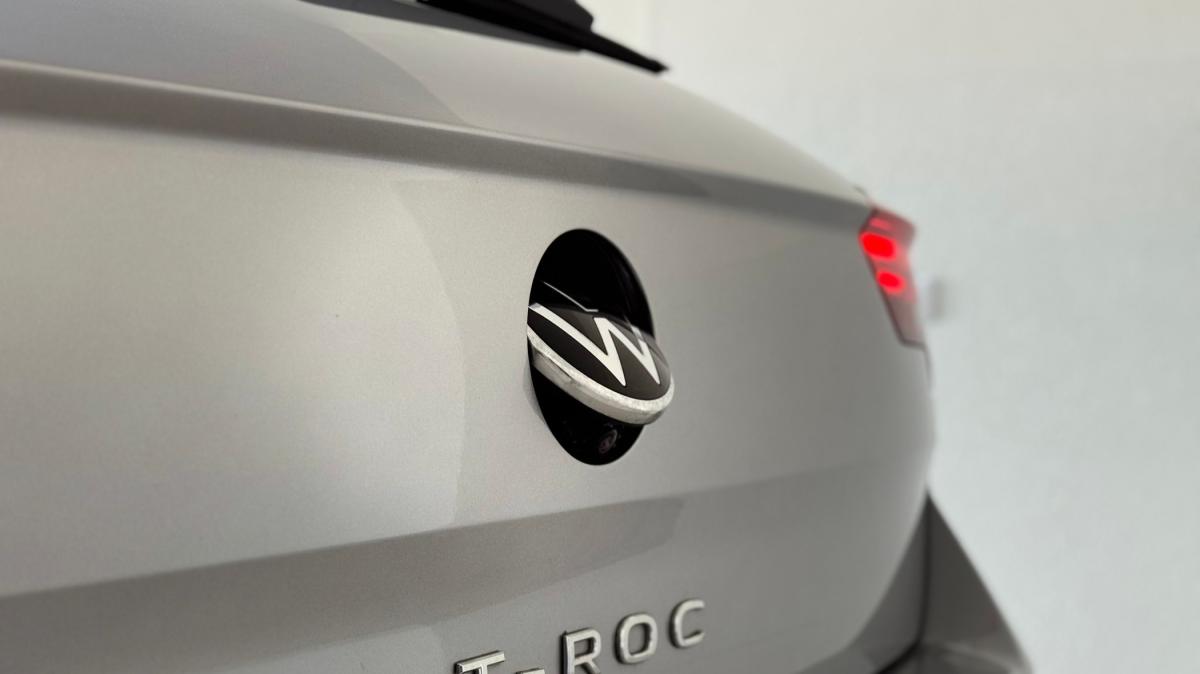 volkswagen-t-roc-2023-gasolina-999cc