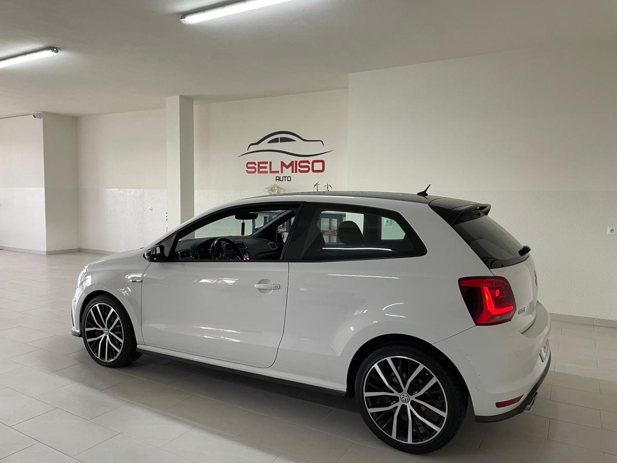 volkswagen-polo-2015-gasolina-1798cc
