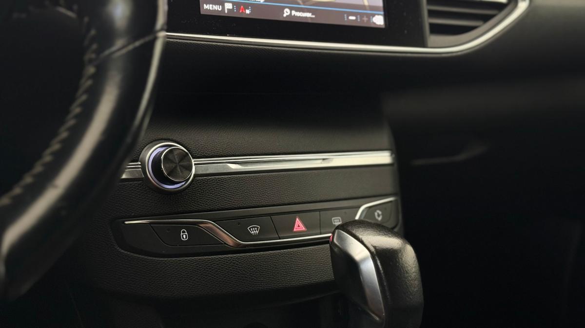 peugeot-308-2018-diesel-1560cc