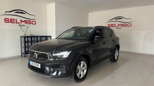 volvo-xc40-2025-gasolina-1969cc