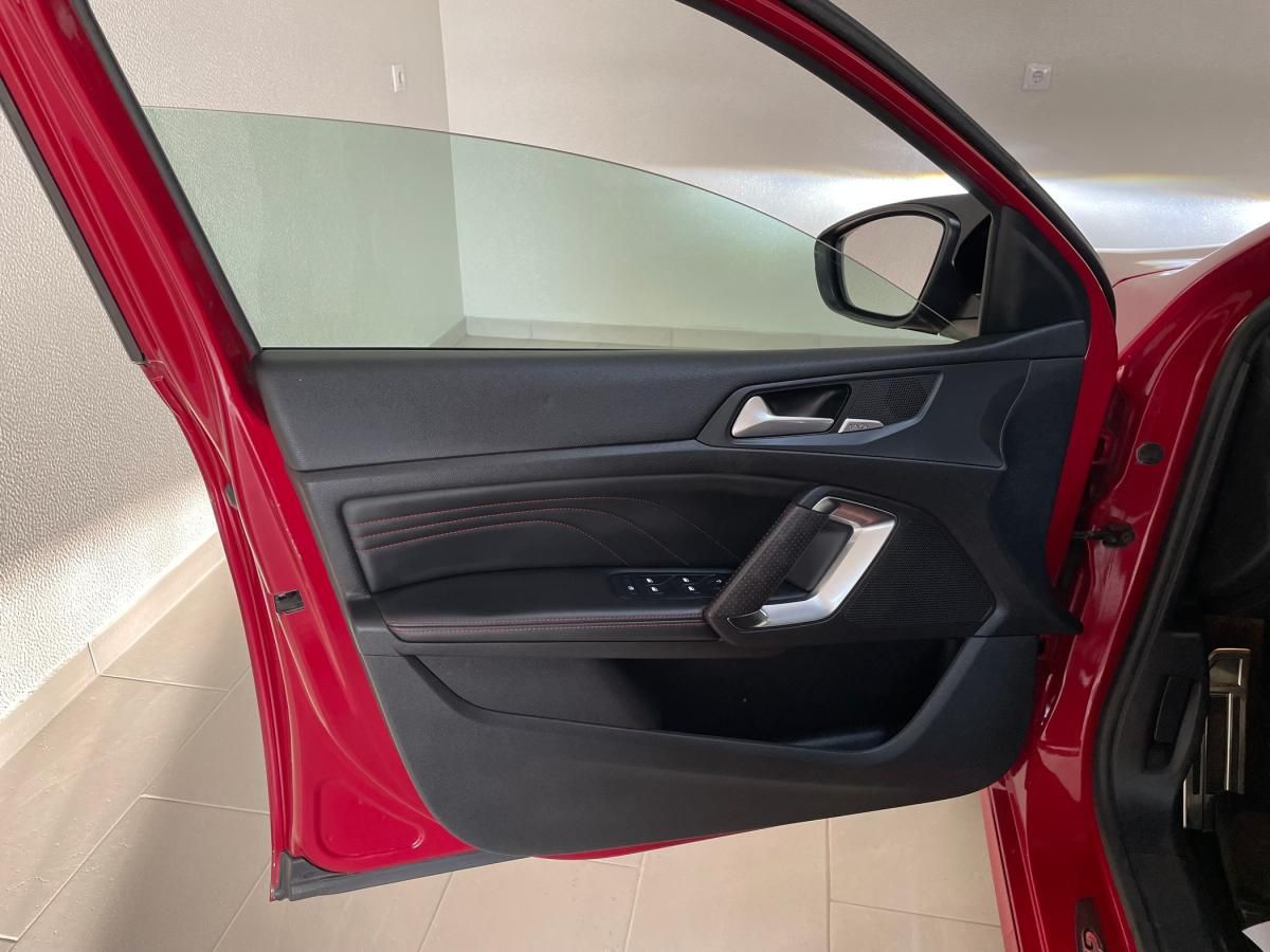 peugeot-308-2018-gasolina-1598cc