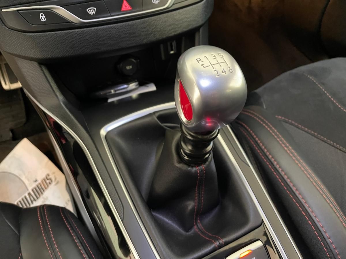 peugeot-308-2018-gasolina-1598cc