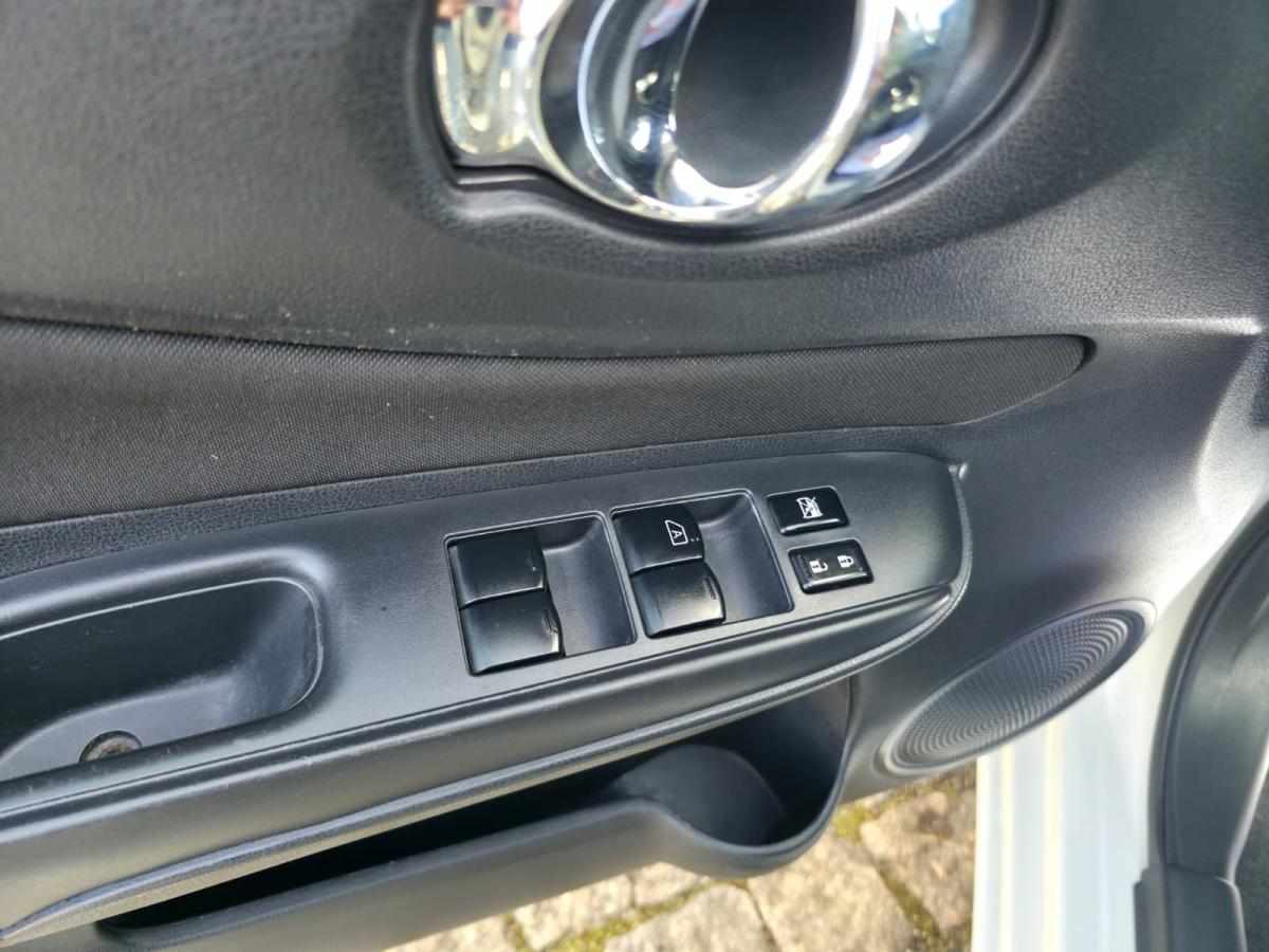 nissan-note-1-2-2015-gasolina-1198cc