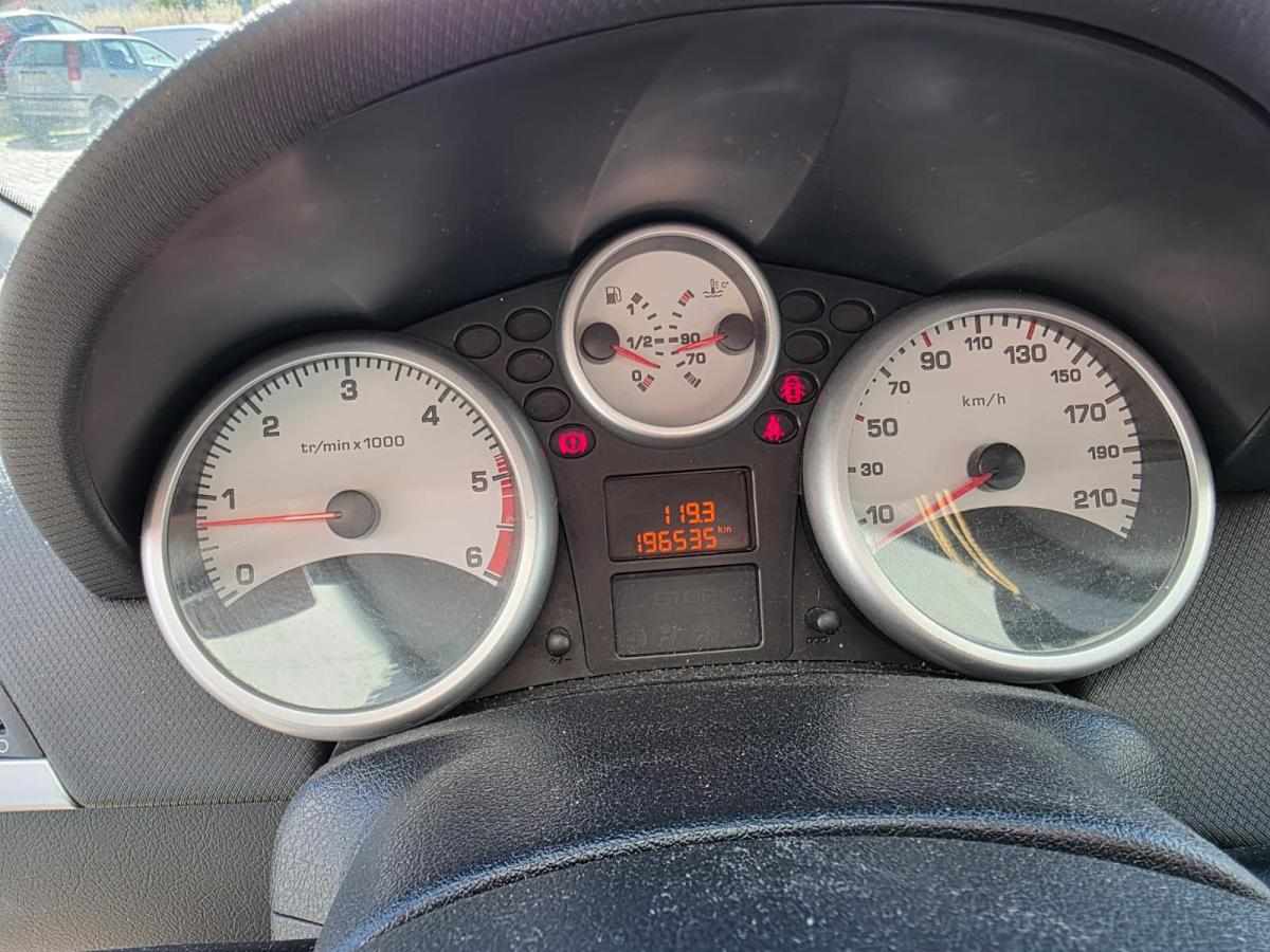 peugeot-207-1-4-hdi-2009-diesel-1398cc