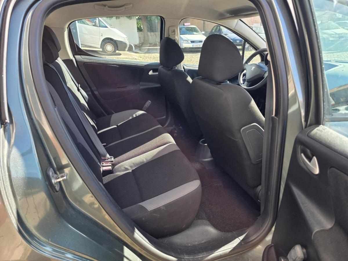peugeot-207-1-4-hdi-2009-diesel-1398cc
