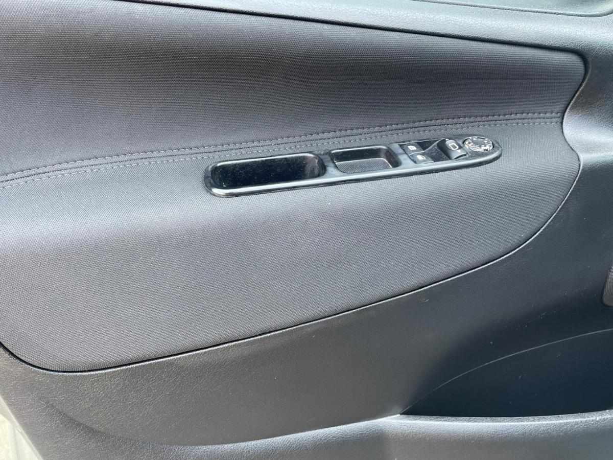 peugeot-207-1-4-hdi-2009-diesel-1398cc