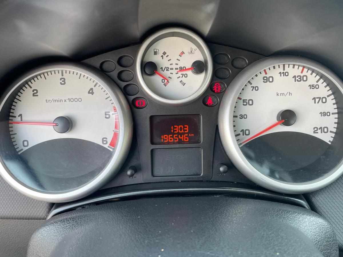 peugeot-207-1-4-hdi-2009-diesel-1398cc