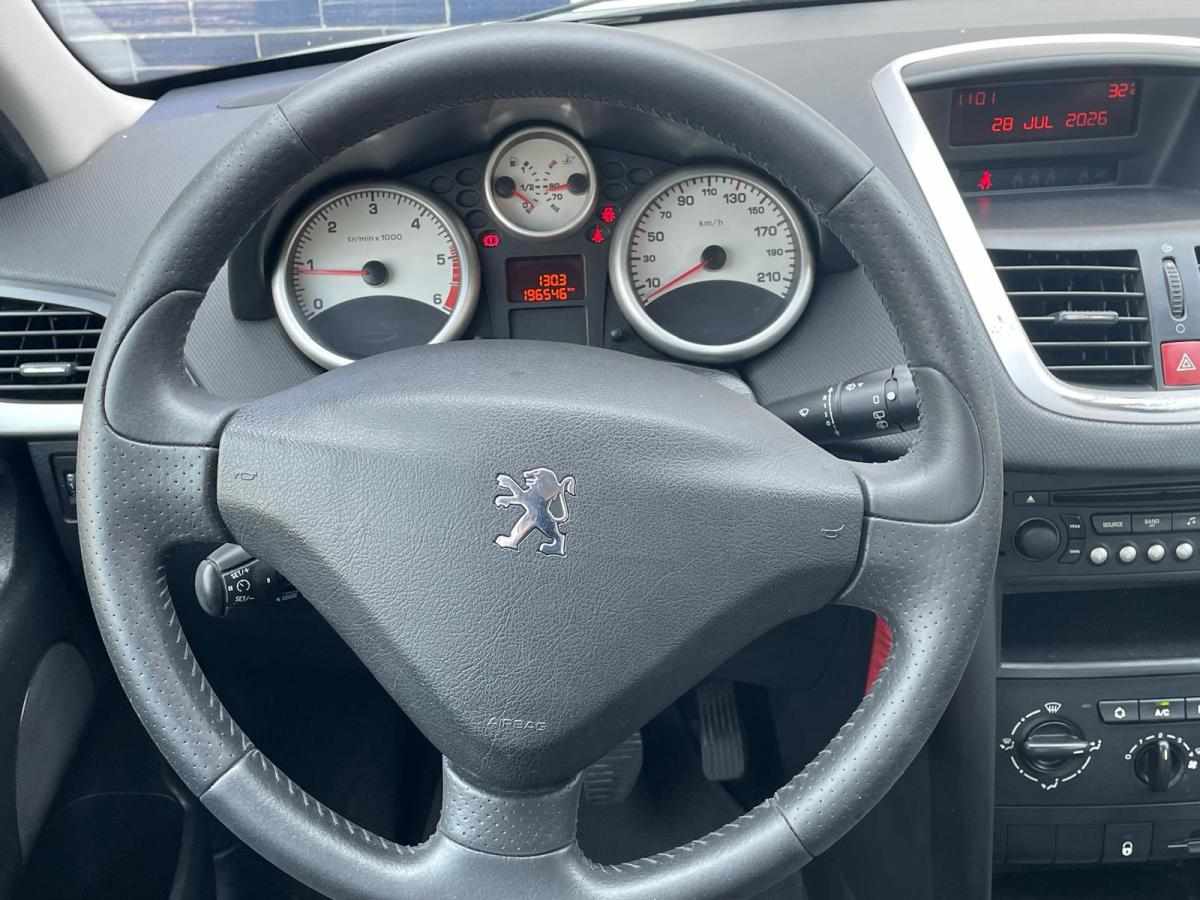 peugeot-207-1-4-hdi-2009-diesel-1398cc