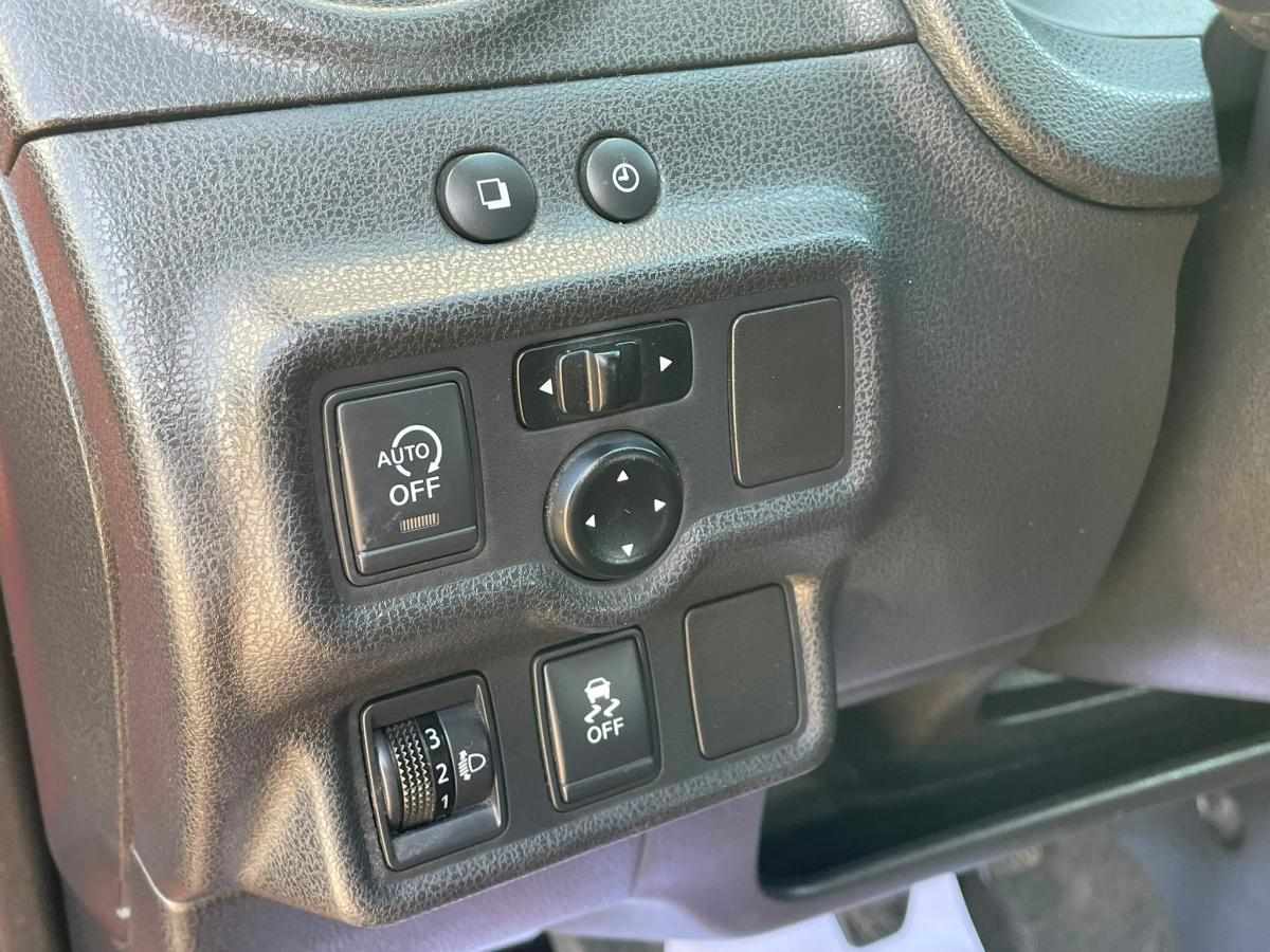 nissan-note-1-2-2014-gasolina-1198cc