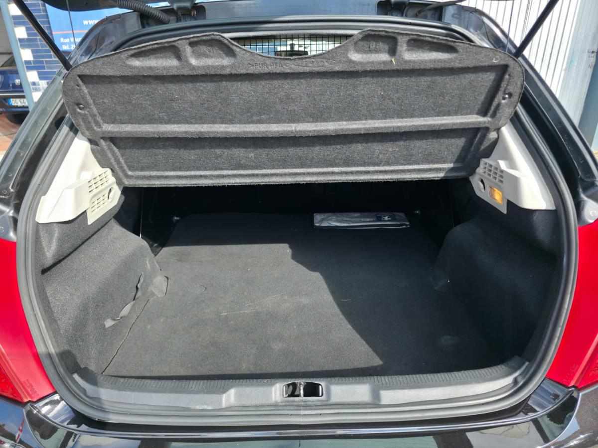 peugeot-207-1-4-hdi-2010-diesel-1398cc