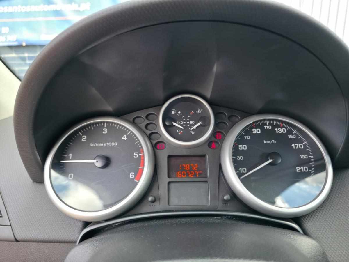 peugeot-207-1-4-hdi-2010-diesel-1398cc