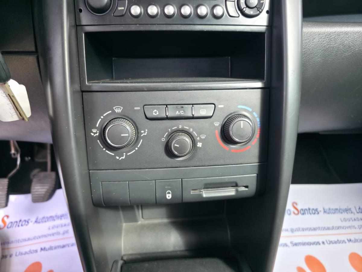 peugeot-207-1-4-hdi-2010-diesel-1398cc