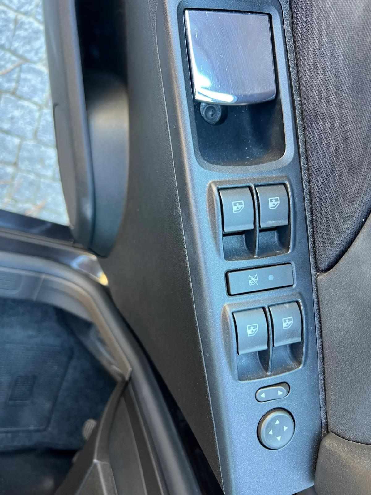 lancia-musa-1-4-2010-gasolina-1368cc